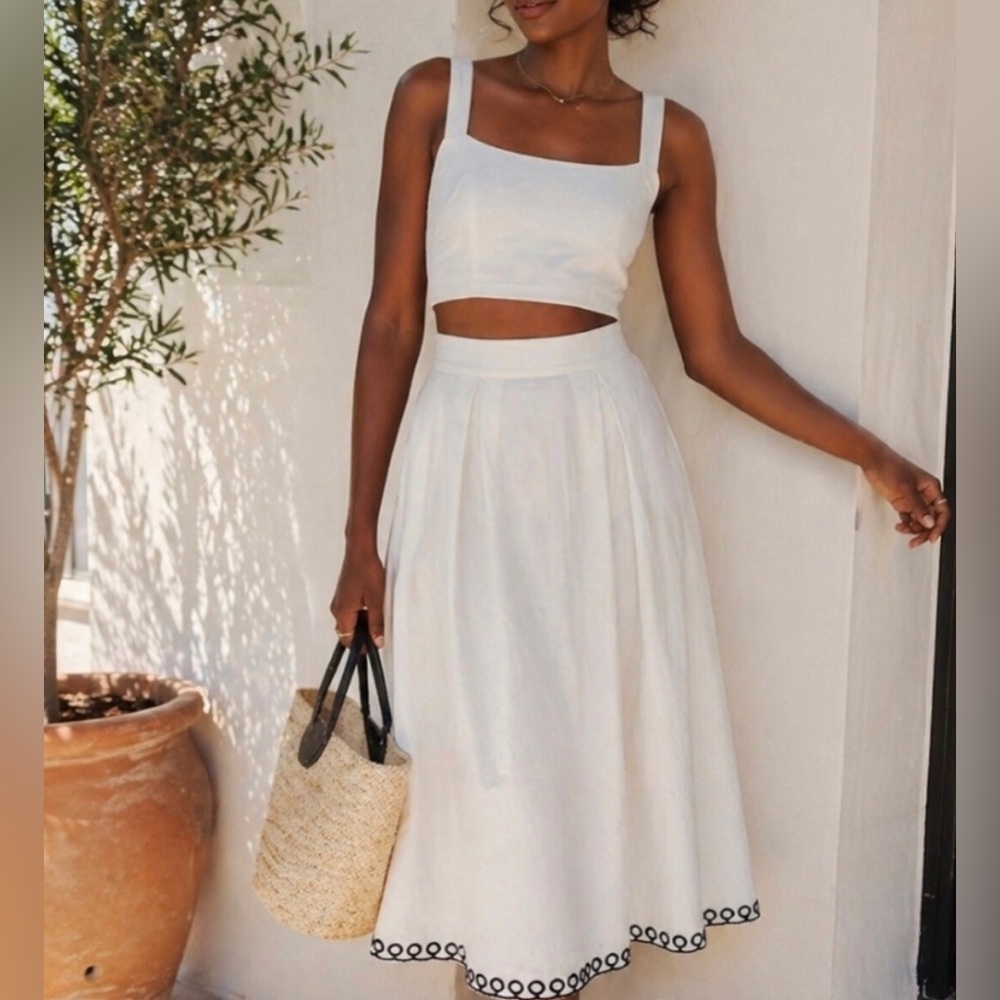 French Connection crisp summer white navy embroidered hem skirt size‎ large new